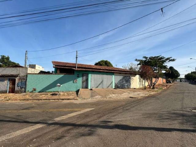 Casa / Sobrado para Venda em Goiânia/GO Jardim Balneário Meia Ponte 2 Quartos