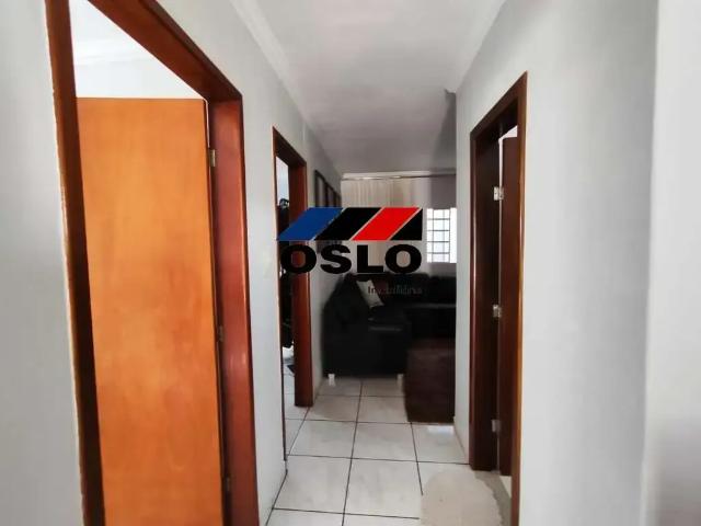 Casa / Sobrado para Venda em Goiânia/GO Jardim Balneário Meia Ponte 3 Quartos