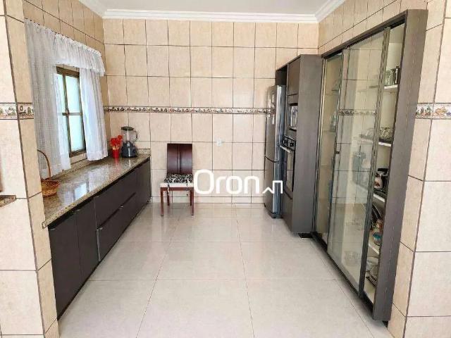 Casa / Sobrado para Venda em Goiânia/GO Jardim Balneário Meia Ponte 7 Quartos
