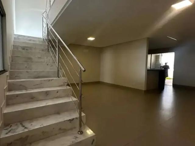 Casa / Sobrado para Venda em Goiânia/GO Jardim Europa 4 Quartos