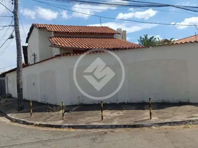 Casa / Sobrado para Venda em Goiânia/GO Jardim Europa 3 Quartos