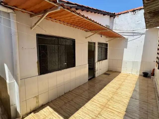 Casa / Sobrado para Venda em Goiânia/GO Jardim Guanabara III 3 Quartos