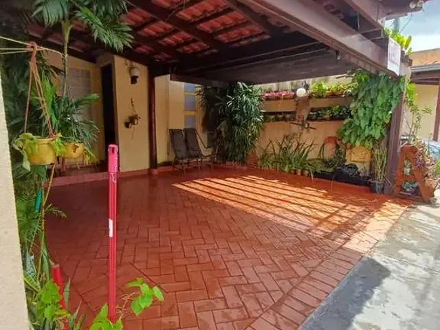 Casa / Sobrado para Venda em Goiânia/GO Jardim Guanabara IV 3 Quartos