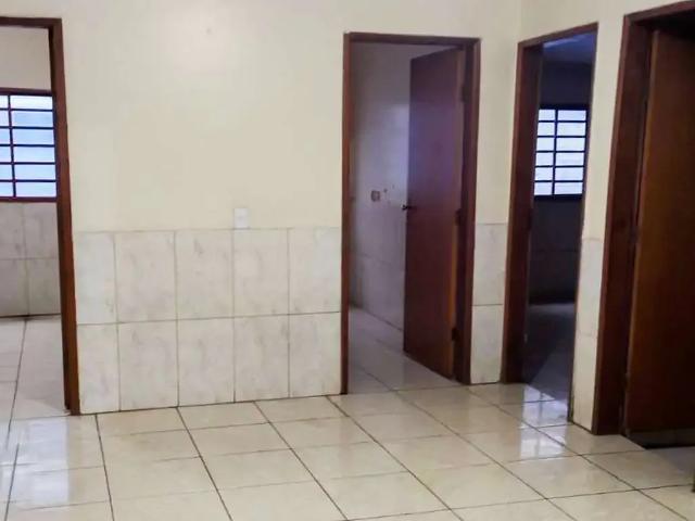Casa / Sobrado para Venda em Goiânia/GO Jardim Petrópolis 6 Quartos
