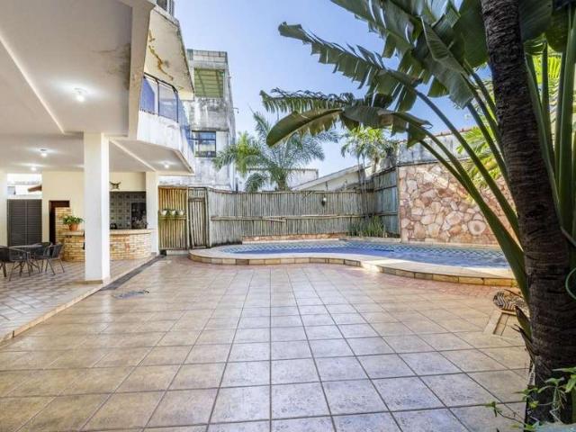 Casa / Sobrado para Venda em Goiânia/GO Jardim Planalto 4 Quartos