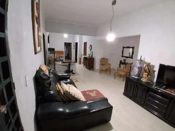 Casa / Sobrado para Venda em Goiânia/GO Jardim Planalto 5 Quartos
