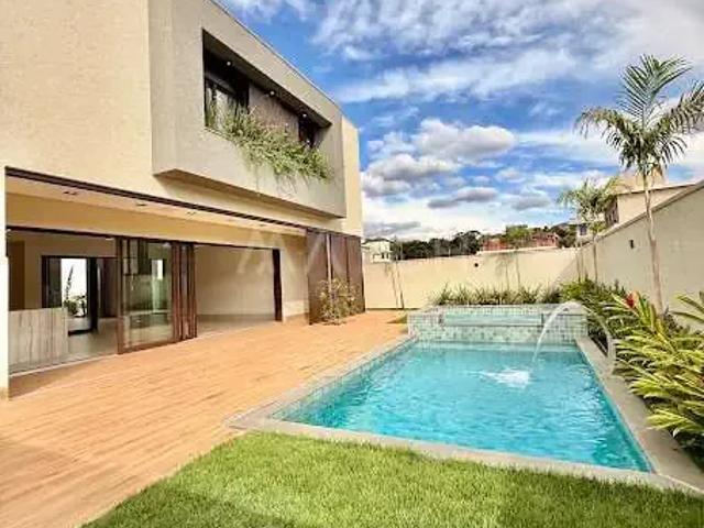 Casa / Sobrado para Venda em Goiânia/GO Jardins França 4 Quartos