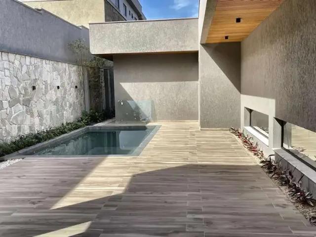 Casa / Sobrado para Venda em Goiânia/GO Jardins Itália 4 Quartos