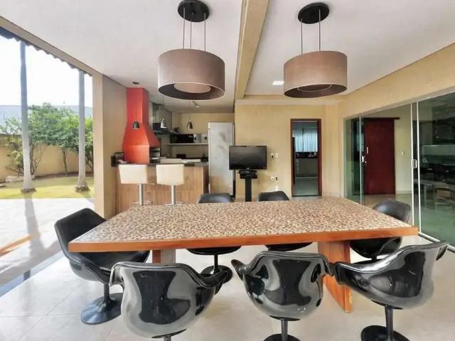 Casa / Sobrado para Venda em Goiânia/GO Jardins Lisboa 4 Quartos