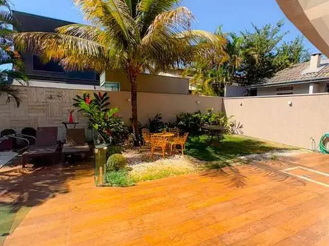 Casa / Sobrado para Venda em Goiânia/GO Jardins Madri 4 Quartos