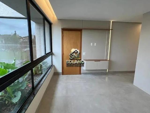 Casa / Sobrado para Venda em Goiânia/GO Jardins Madri 4 Quartos