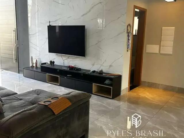 Casa / Sobrado para Venda em Goiânia/GO Jardins Madri 4 Quartos