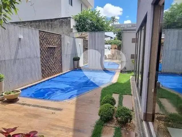 Casa / Sobrado para Venda em Goiânia/GO Jardins Madri 4 Quartos