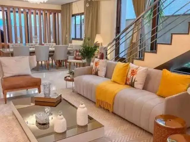 Casa / Sobrado para Venda em Goiânia/GO Jardins Madri 5 Quartos