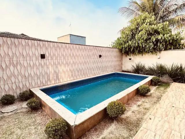 Casa / Sobrado para Venda em Goiânia/GO Jardins Madri 3 Quartos