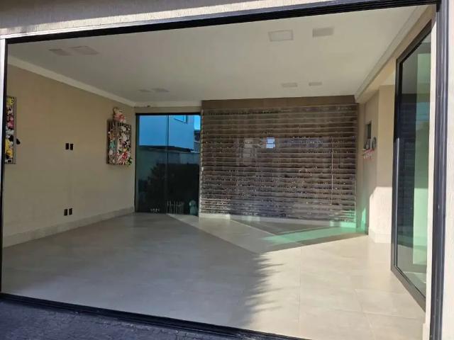 Casa / Sobrado para Venda em Goiânia/GO Jardins Madri 3 Quartos