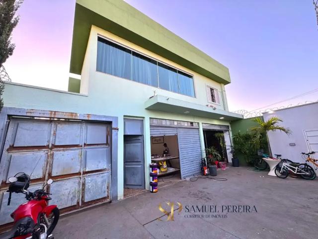 Casa / Sobrado para Venda em Goiânia/GO Loteamento Tropical Verde 4 Quartos