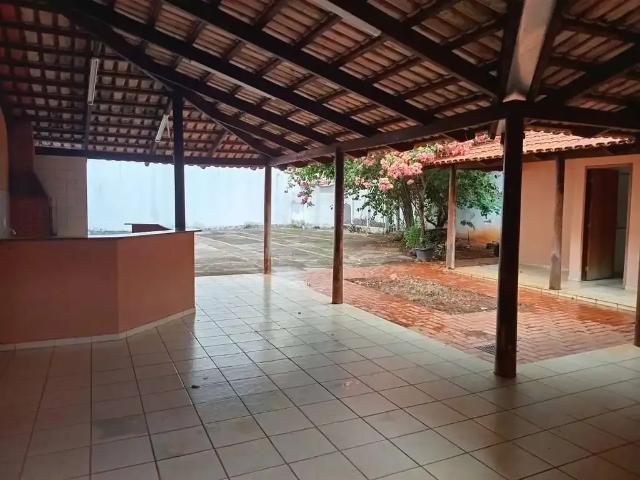 Casa / Sobrado para Venda em Goiânia/GO Nova Suiça 3 Quartos