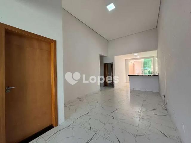 Casa / Sobrado para Venda em Goiânia/GO Santa Genoveva 3 Quartos