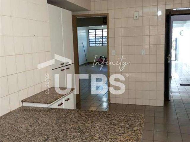 Casa / Sobrado para Venda em Goiânia/GO Santa Genoveva 4 Quartos