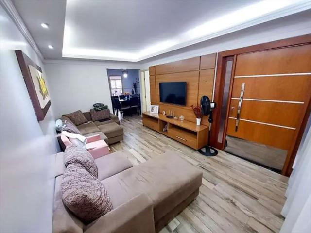 Casa / Sobrado para Venda em Goiânia/GO Santa Genoveva 5 Quartos