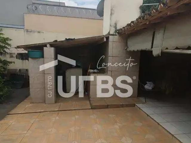 Casa / Sobrado para Venda em Goiânia/GO Setor Coimbra 4 Quartos