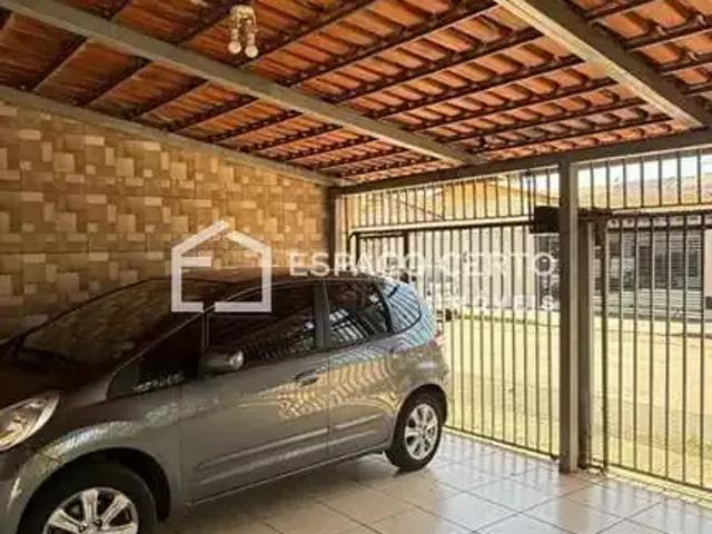 Casa / Sobrado para Venda em Goiânia/GO Setor Coimbra 3 Quartos