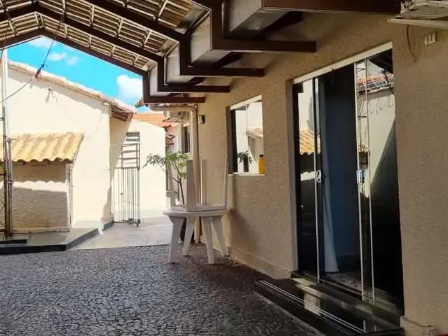 Casa / Sobrado para Venda em Goiânia/GO Setor Campinas 3 Quartos
