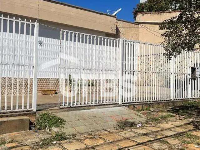 Casa / Sobrado para Venda em Goiânia/GO Setor Aeroporto 3 Quartos