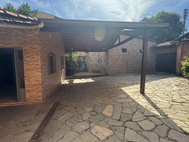 Casa / Sobrado para Venda em Goiânia/GO Setor Bueno 3 Quartos