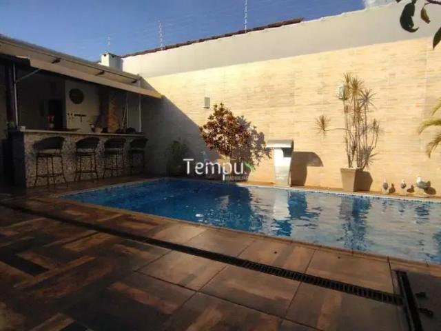Casa / Sobrado para Venda em Goiânia/GO Setor Bueno 4 Quartos