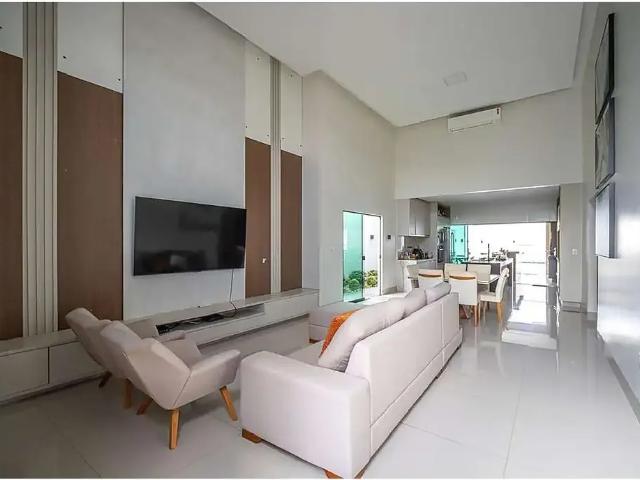 Casa / Sobrado para Venda em Goiânia/GO Setor Goiânia 2 3 Quartos