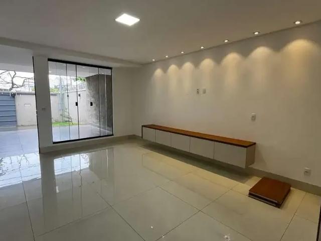Casa / Sobrado para Venda em Goiânia/GO Setor Goiânia 2 3 Quartos