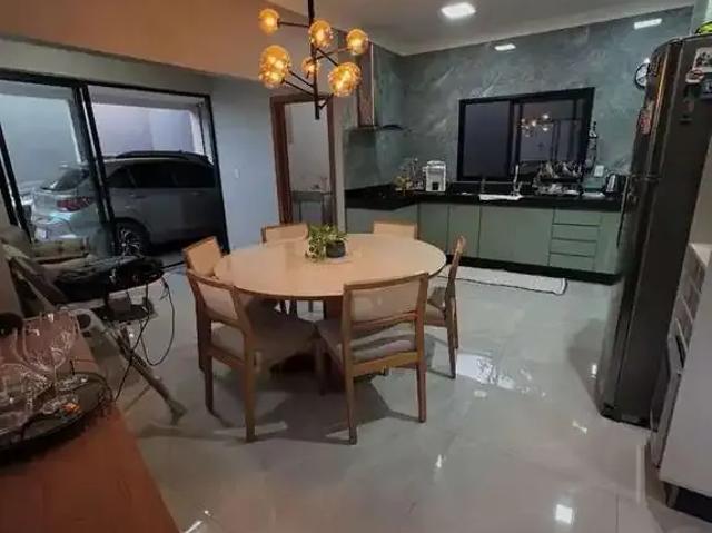 Casa / Sobrado para Venda em Goiânia/GO Setor Goiânia 2 3 Quartos