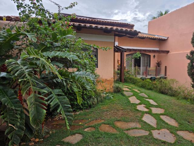 Casa / Sobrado para Venda em Goiânia/GO Setor Goiânia 2 4 Quartos