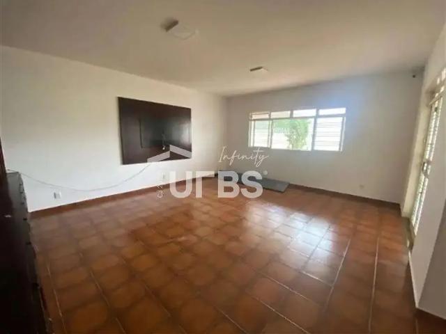 Casa / Sobrado para Venda em Goiânia/GO Setor dos Funcionários 3 Quartos