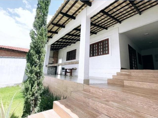 Casa / Sobrado para Venda em Goiânia/GO Setor Jaó 5 Quartos
