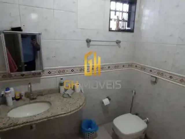 Casa / Sobrado para Venda em Goiânia/GO Setor Leste Universitário 4 Quartos