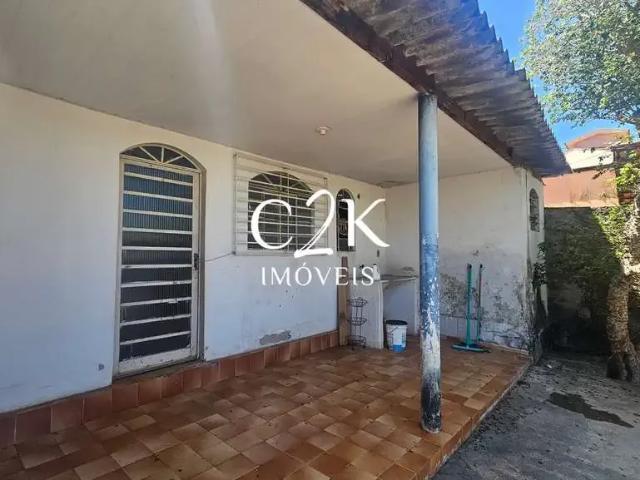 Casa / Sobrado para Venda em Goiânia/GO Setor Leste Universitário 3 Quartos