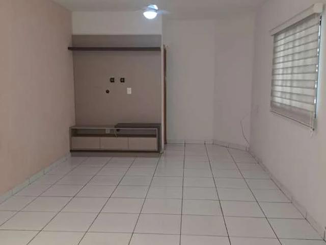 Casa / Sobrado para Venda em Goiânia/GO Setor Morada do Sol 3 Quartos