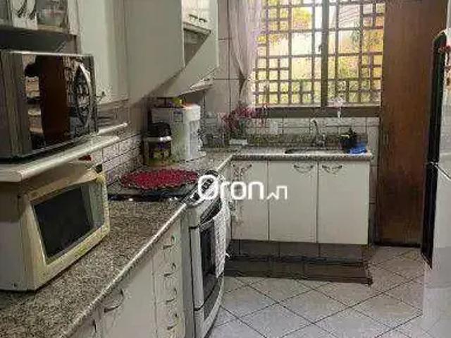 Casa / Sobrado para Venda em Goiânia/GO Setor Nova Suiça 4 Quartos