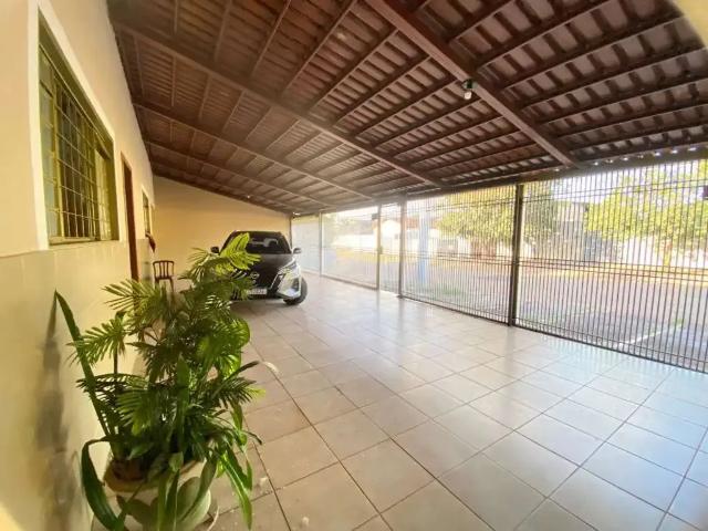 Casa / Sobrado para Venda em Goiânia/GO Setor Sudoeste 3 Quartos