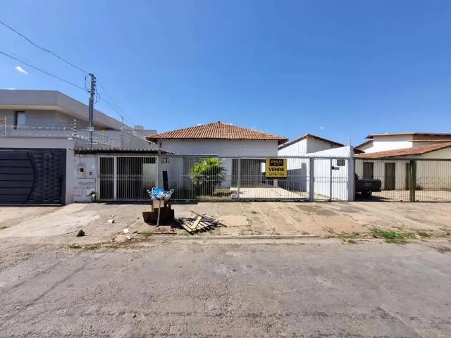 Casa / Sobrado para Venda em Goiânia/GO Setor Sudoeste 3 Quartos
