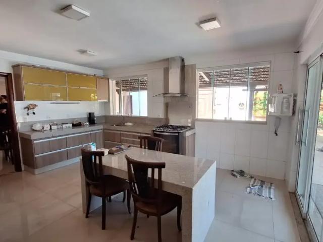 Casa / Sobrado para Venda em Goiânia/GO Setor Sudoeste 4 Quartos