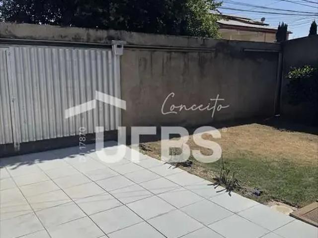 Casa / Sobrado para Venda em Goiânia/GO Setor Pedro Ludovico 3 Quartos