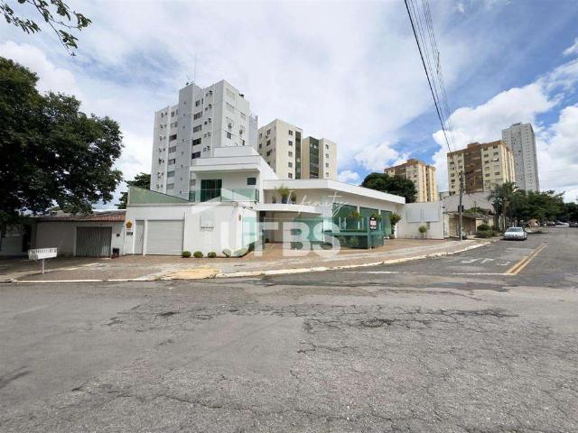 Casa / Sobrado para Venda em Goiânia/GO Setor Pedro Ludovico 3 Quartos