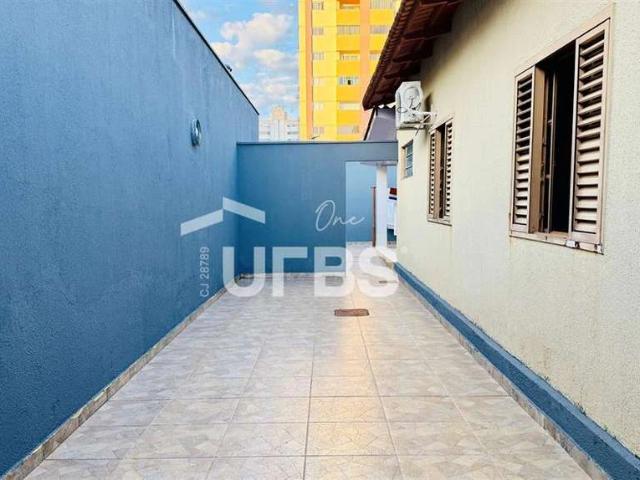 Casa / Sobrado para Venda em Goiânia/GO Setor Pedro Ludovico 4 Quartos