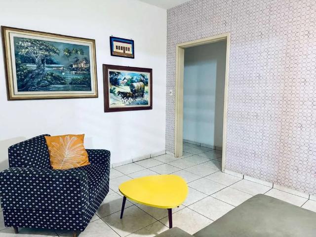 Casa / Sobrado para Venda em Goiânia/GO Setor Pedro Ludovico 4 Quartos