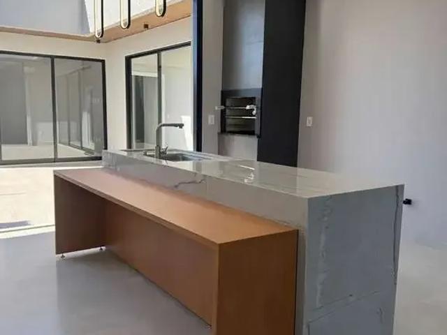 Casa / Sobrado para Venda em Goiânia/GO Setor Três Marias 3 Quartos