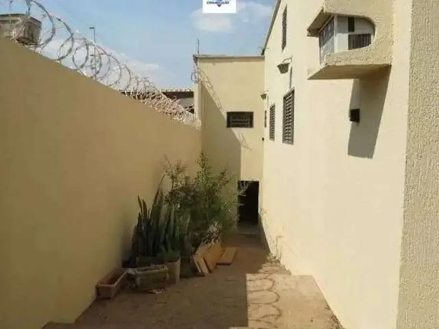 Casa / Sobrado para Venda em Goiânia/GO Setor Urias Magalhães 4 Quartos